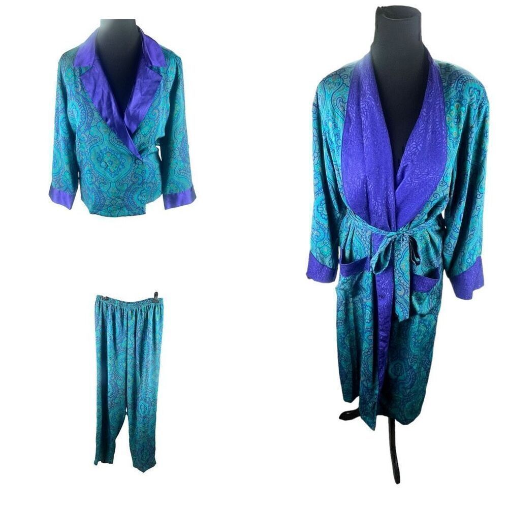 Vintage Victoria’s Secret Gold Label Pajamas Set w/ Robe Purple Paisley Small